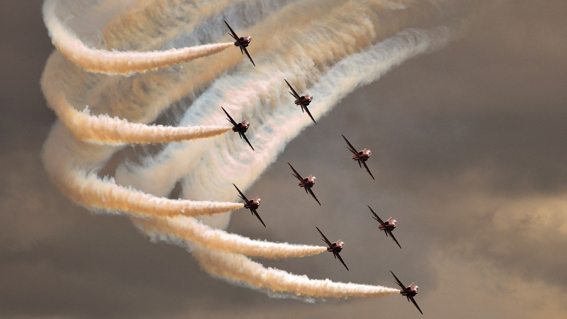 改朝换代之夜，当哈利伯顿的魔法撕碎绿军铁幕