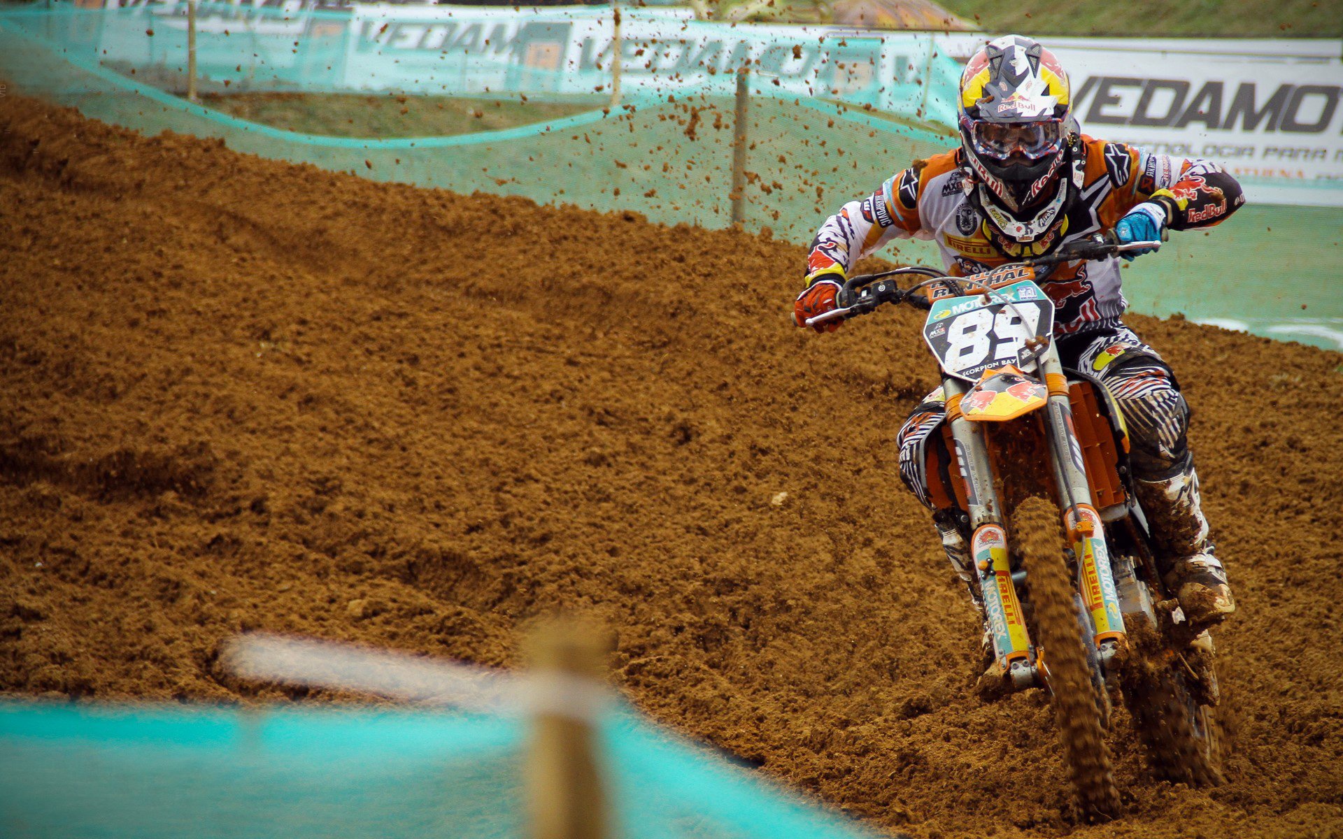 冰岛一人击溃真蓝黑！意甲焦点战见证古德蒙德松封神之战