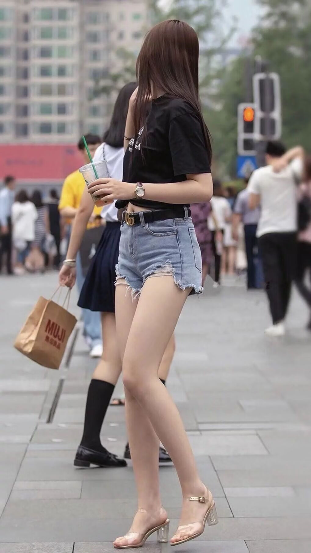 沉默的巨人，当库尔图瓦在2026世界杯H组封堵巴西的桑巴狂澜