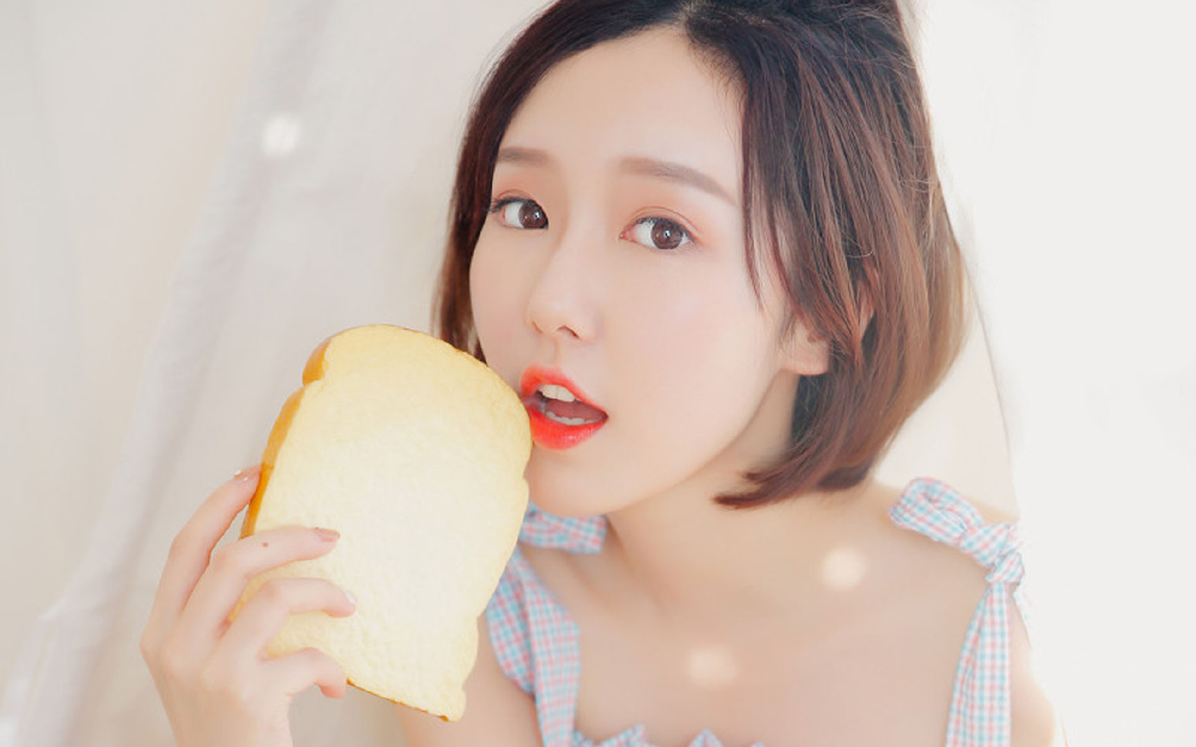 当新大陆的洪流吞没旧世界的壁垒,美国队碾压瑞士,莱万终结者的宿命独白